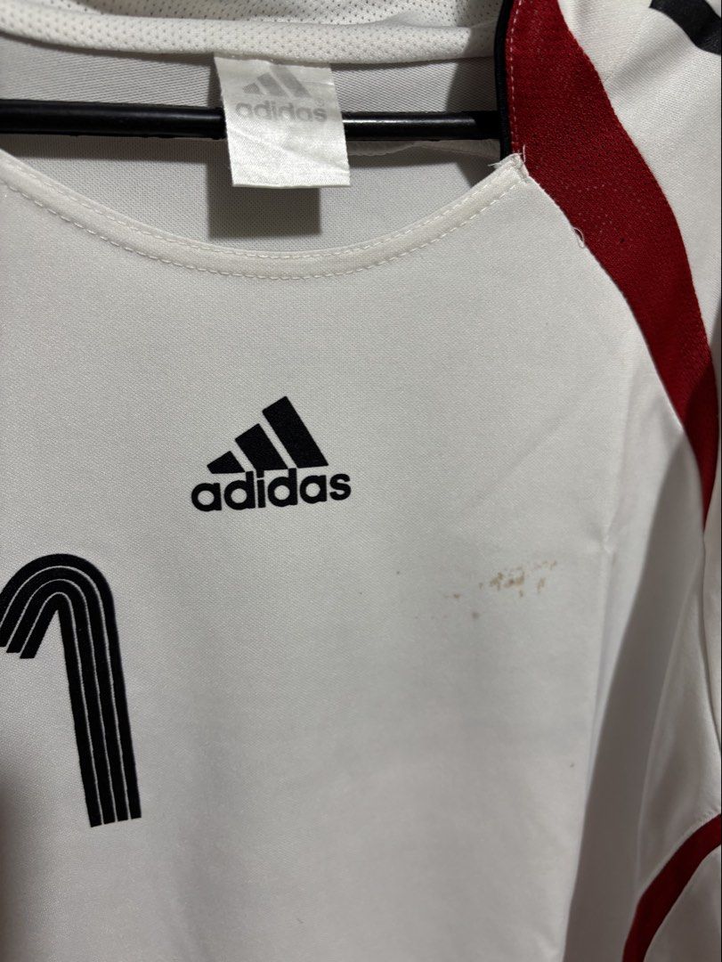 Adidas Men's Shirt (Category: Tshirts & Polo Shirts ) located in Quezon City. Submitted by den.declutters (Listing ID 1464568491, Image 2). Description: .