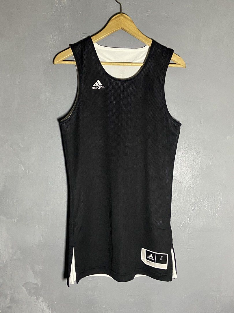 Adidas reversible jersey (Category: Activewear) located in Cabuyao City. Submitted by chukz_x (Listing ID 1464536251, Image 1). Description: Adidas reversible jersey Size : Small Dimes : 18W 30L Condition : Excellent Issue : none Price : 850 📍READY TO WEAR 📍Cabuyao Laguna .