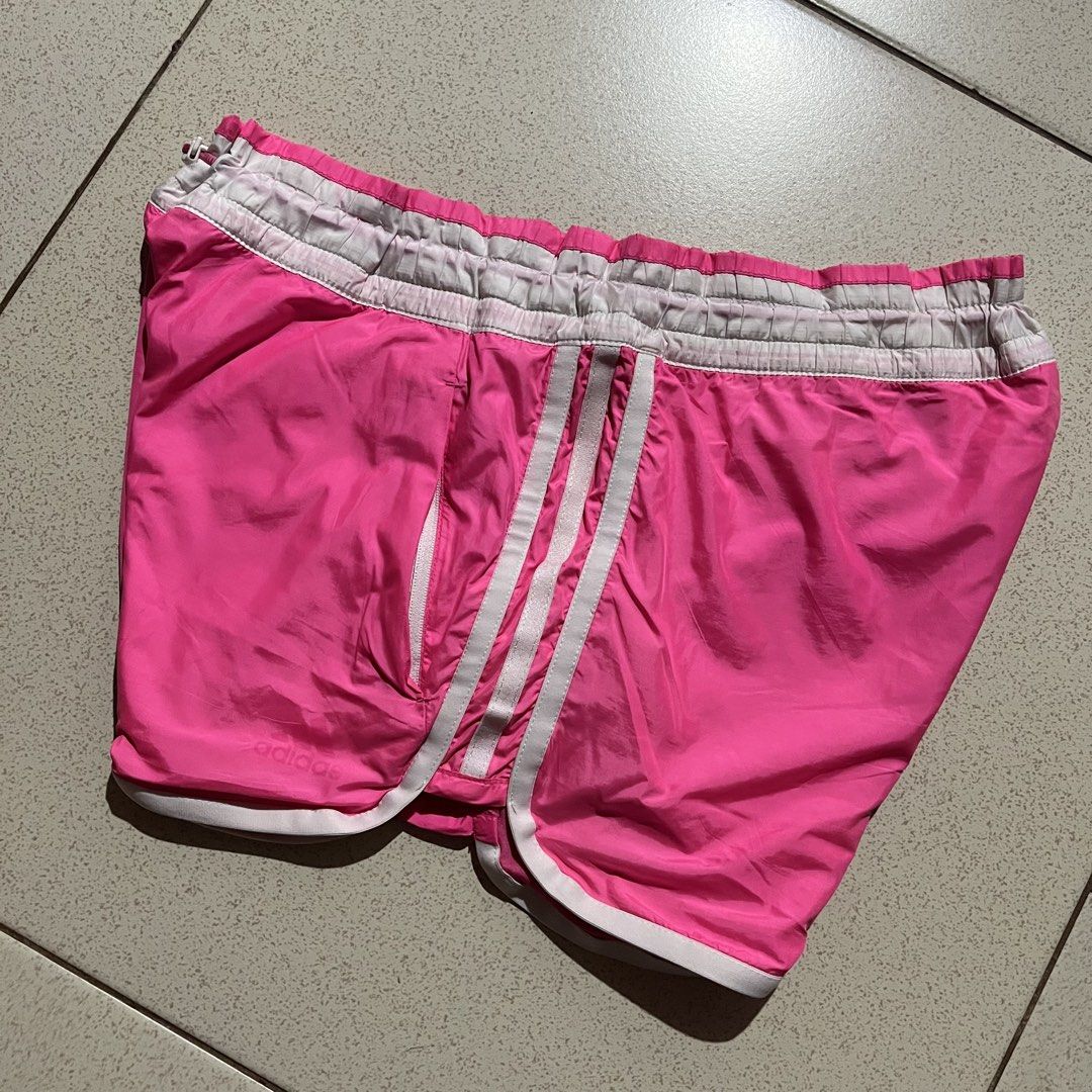 Adidas Running Short (wmns) (Category: Activewear) located in Manila. Submitted by a_iee (Listing ID 1464547510, Image 2). Description: Waist: 24-34 (adjustable) Length: 10 Excellent condition / No issue Authentic ✨ Loc:Pasig city Dm for kore info📩.