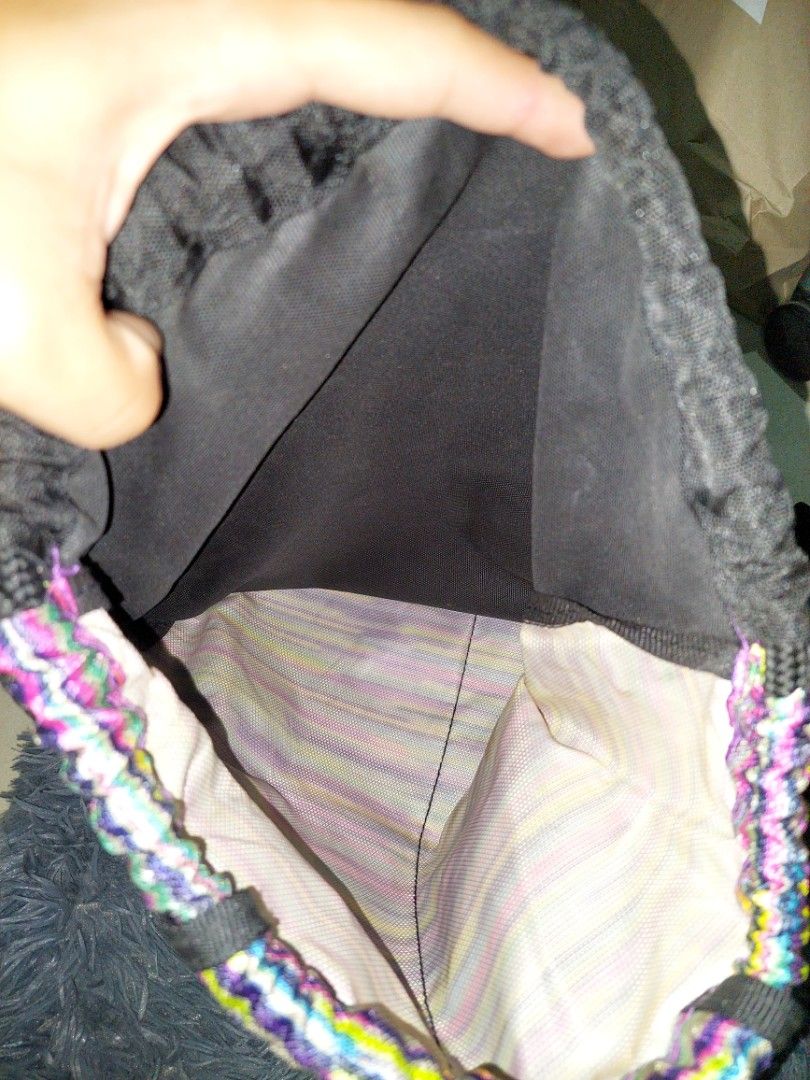Adidas string bag (Category: Backpacks) located in Manila. Submitted by okeanos (Listing ID 1464362725, Image 3). Description: adidas string bag bought from japan also .