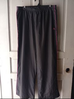 (Category: ) located in . Submitted by original_uniqlo (Listing ID 1464475469, Image 1). Description: .
