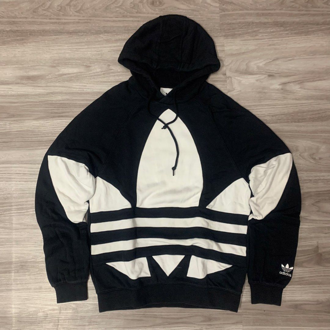 Adidas trefoil biglogo (Category: Activewear) located in Cavite. Submitted by yobubsss (Listing ID 1464557116, Image 1). Description: Size Xs 21w 27L Good condition No issue.