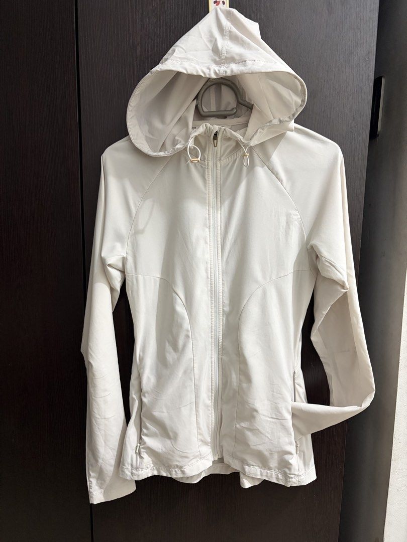 Adidas Windbreaker Jacket (Category: Coats, Jackets and Outerwear) located in Manila. Submitted by kloseta_manila (Listing ID 1464512940, Image 1). Description: Size: Small lightweight, full-zip athletic jacket / windbreaker designed with curved princess seams, a tailored fit, a full hood, and toggle adjusters at the neck.