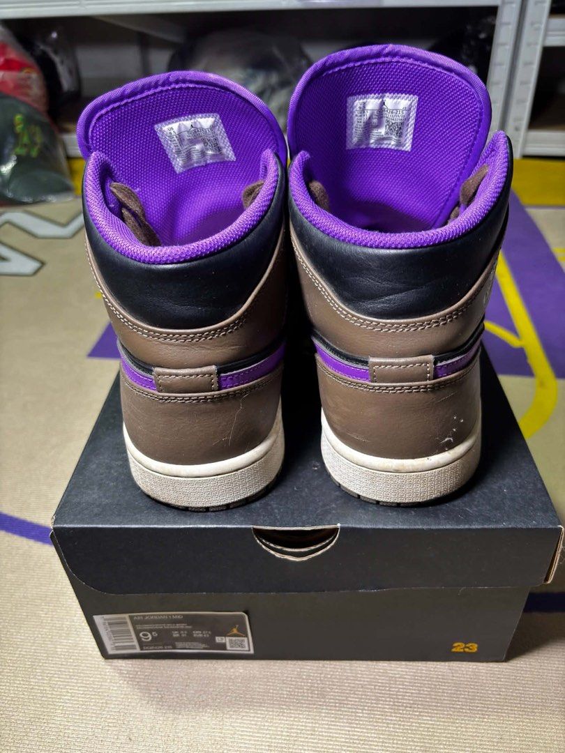 Air Jordan 1 High Cut / size 9.5 men (Category: Sneakers) located in Las Pinas. Submitted by julianabea.tayam06-32575 (Listing ID 1464395830, Image 2). Description: - Original Jordan - Slightly used, pinang pasok lang sa work na stock nalang ngayon - Aqua tone 3,500 - Filomeno 3,000 - Aspack 5,500 dalawa na - Both size 9.5 rush tambak lang kunin nyo na Location: Alabang Muntinlupa Shipping via: Lalamove JNT LBC .