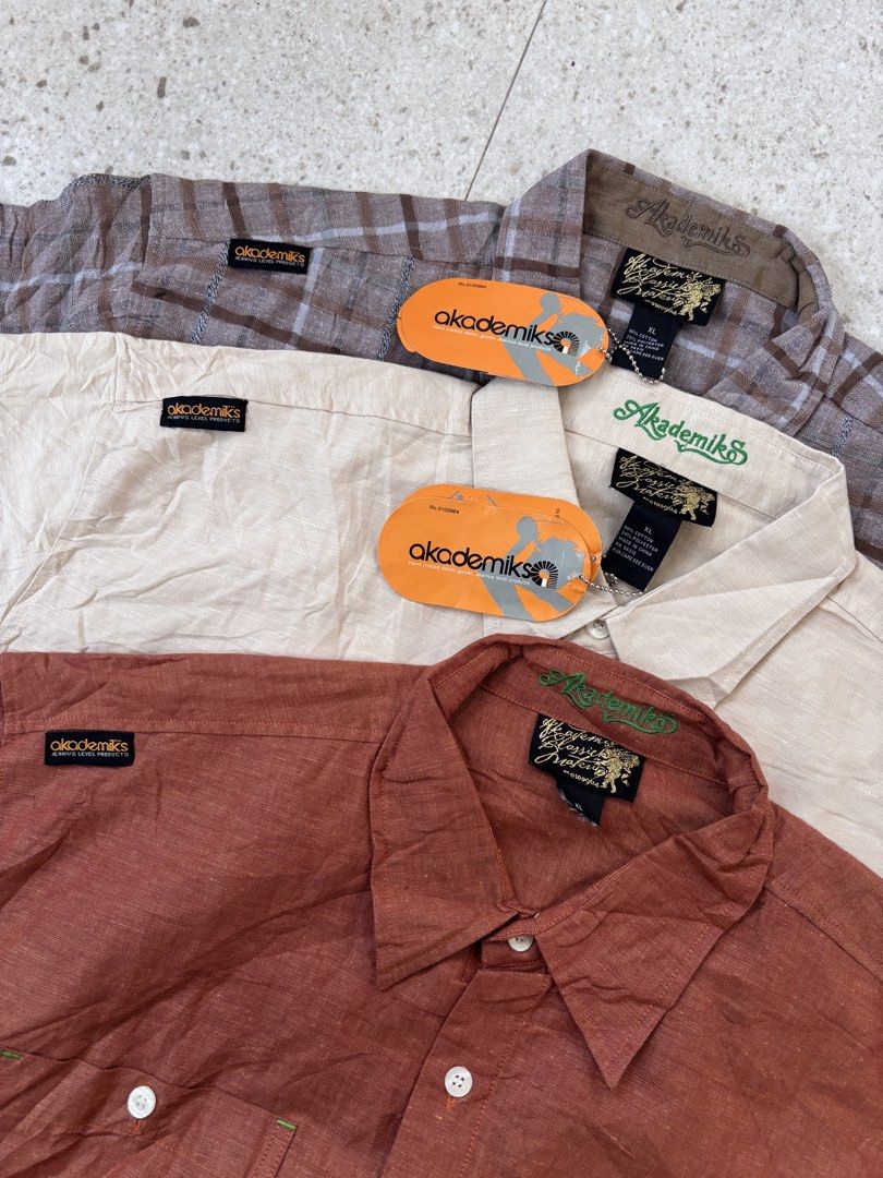 AKADEMIKS Y2K (Category: Tshirts & Polo Shirts ) located in Nueva Valencia. Submitted by thriftletics.ilo (Listing ID 1464469872, Image 2). Description: AKADEMIKS POLO All XL.