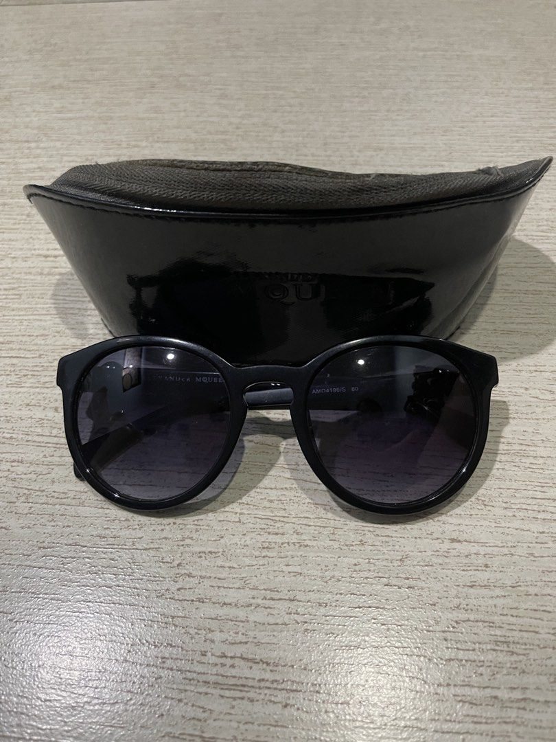 Alexander McQueen Sunglasses with Case (Category: Sunglasses & Eyewear) located in Cagayan de Oro. Submitted by littlegirlsdepot (Listing ID 1464493932, Image 1). Description: .