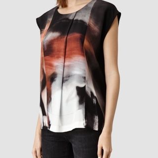 (Category: ) located in . Submitted by thrifted_93 (Listing ID 1464509710, Image 1). Description: .