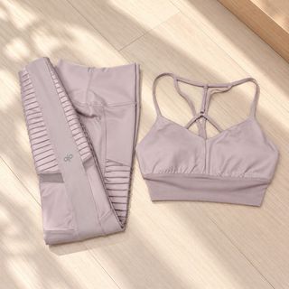 (Category: ) located in . Submitted by the_yoga_edit (Listing ID 1464423913, Image 1). Description: .
