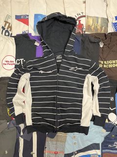 (Category: ) located in . Submitted by plainclothesdept (Listing ID 1464533371, Image 1). Description: .