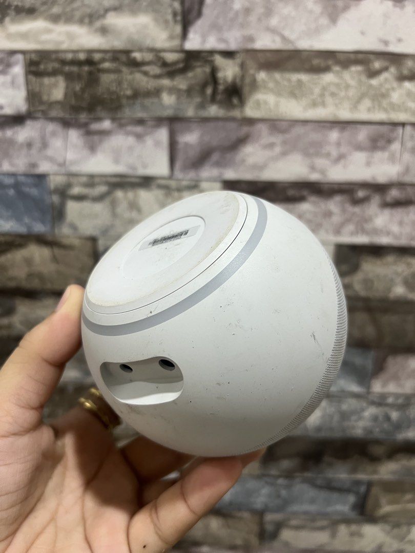 Amazon Echo Dot (4th Generation) smart speaker (Category: Portable Music Players) located in Malolos. Submitted by afford.japan (Listing ID 1464568490, Image 2). Description: Japan Surplus Adaptor not included.