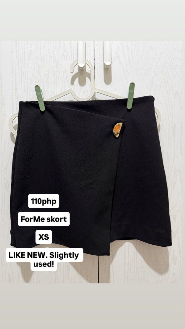 AMERICAN EAGLE / PULL&BEAR / FORME BOTTOMS FOR SALE (Category: Jeans) located in Manila. Submitted by anneguillen (Listing ID 1464533543, Image 3). Description: American Eagle Cargo Pants Pull&Bear Skinny Jeans ForMe Bottoms GRAB ALL FOR 950 Loc: Montalban, Rizal.