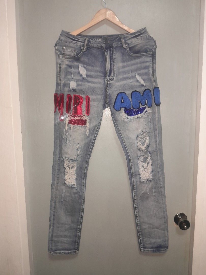 AMIRI JEANS STRETCHABLE (Category: Luxury Apparel) located in Alburquerque. Submitted by zkethrifter (Listing ID 1464535716, Image 1). Description: EXCELLENT NO ISSUE DM!.
