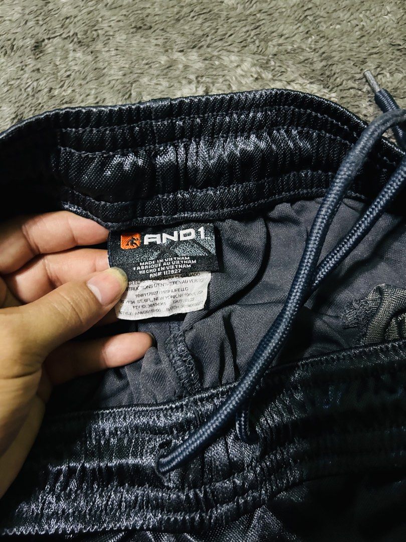 AND1 (Category: Shorts) located in Manila. Submitted by aldrenthrifted (Listing ID 1464375522, Image 3). Description: .