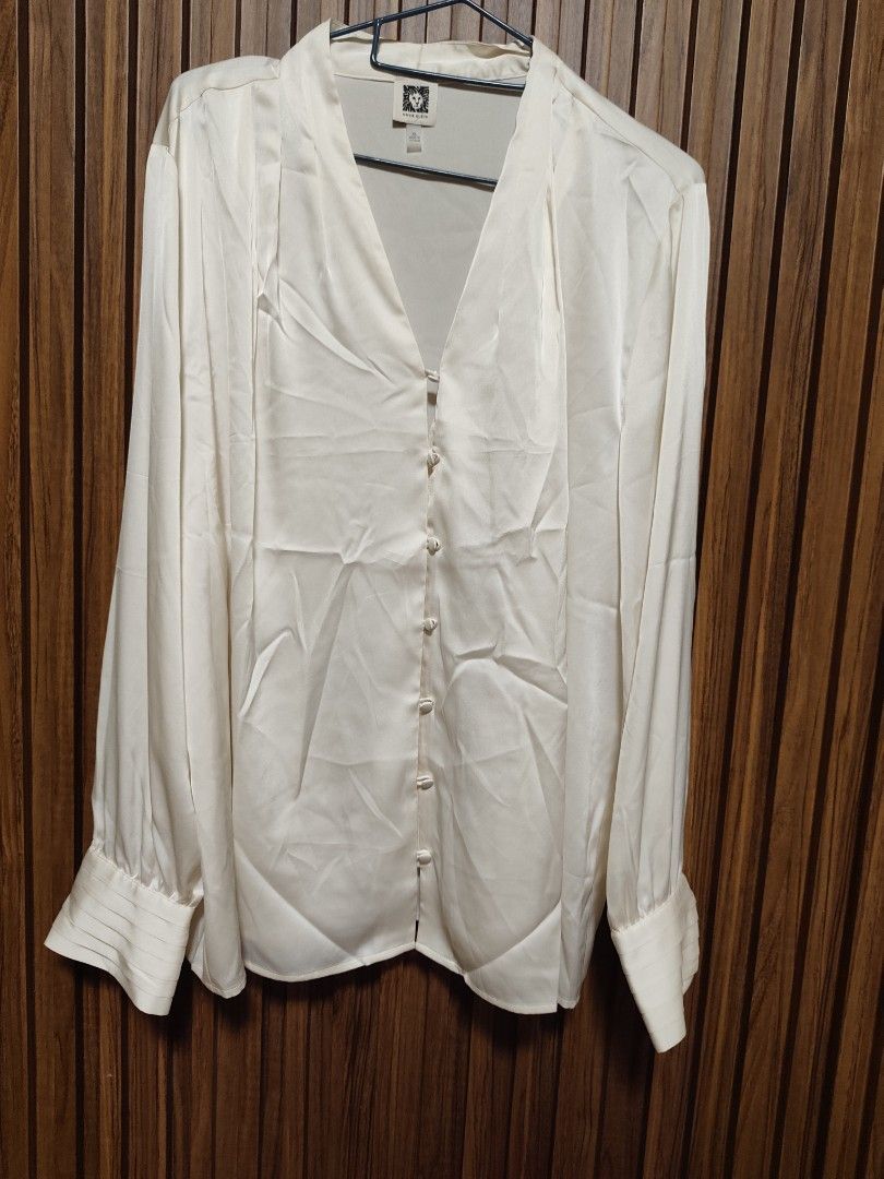 Anne klein Plus size pleated top (Category: Longsleeves) located in General Mariano Alvarez. Submitted by plussize_republic (Listing ID 1464499293, Image 1). Description: brand new without hang tag best fit to 3x to 4xl with dot stain in upper left shoulder( back) barely noticeable.