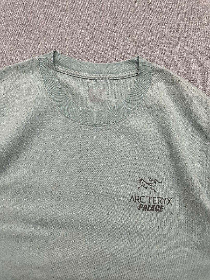Arc'teryx - Palace Shirt (Category: Tshirts & Polo Shirts ) located in Manila. Submitted by _retrovate (Listing ID 1464464237, Image 3). Description: Small fits medium Very good Need wash.