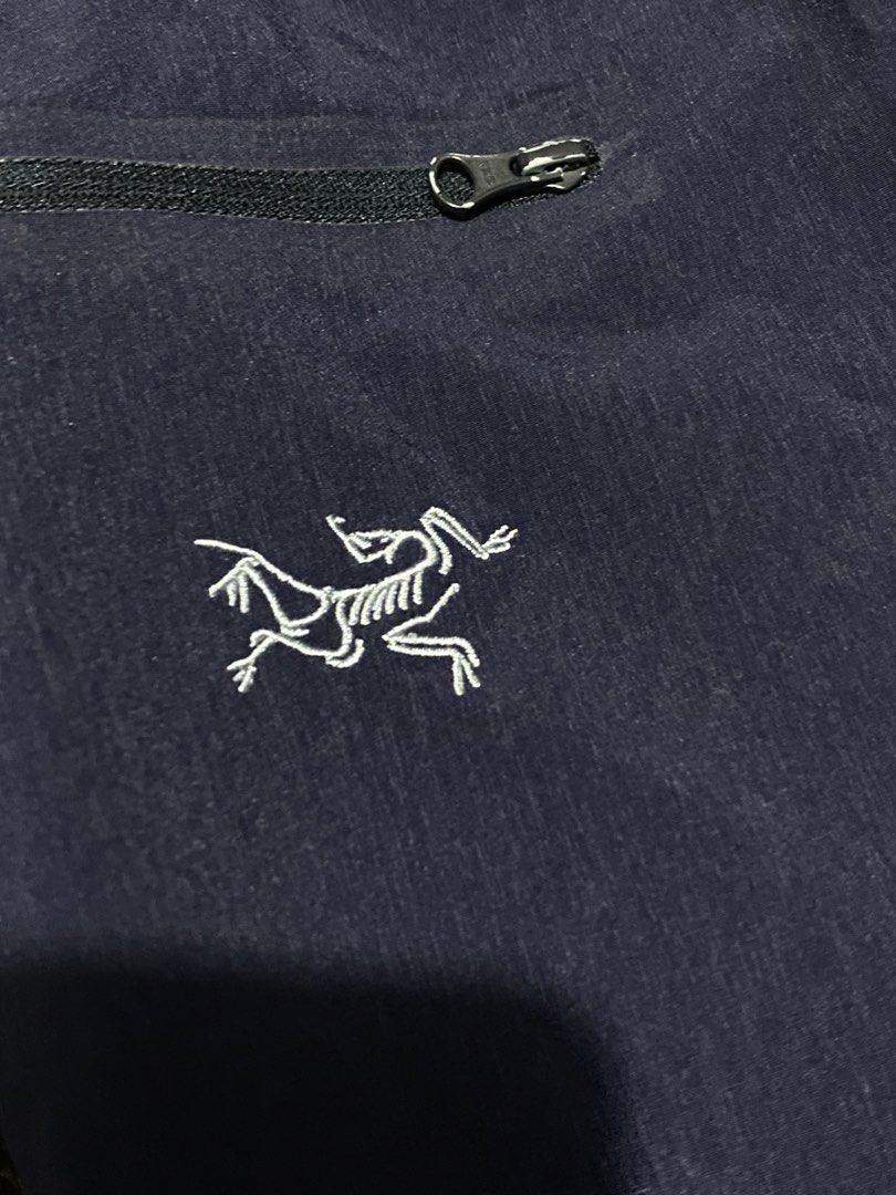 Arc'teryx Technical Belted Softshell / Outdoor Trousers (Navy Blue) (Category: Luxury Apparel) located in Candelaria. Submitted by bentablesetc (Listing ID 1464398421, Image 2). Description: Arc’teryx Technical Belted Softshell / Outdoor Trousers (Navy Blue) W34 L38 Hem 7.5 1000 + sf MOP: Gcash Courier: J&t Loc: Candelaria Quezon.