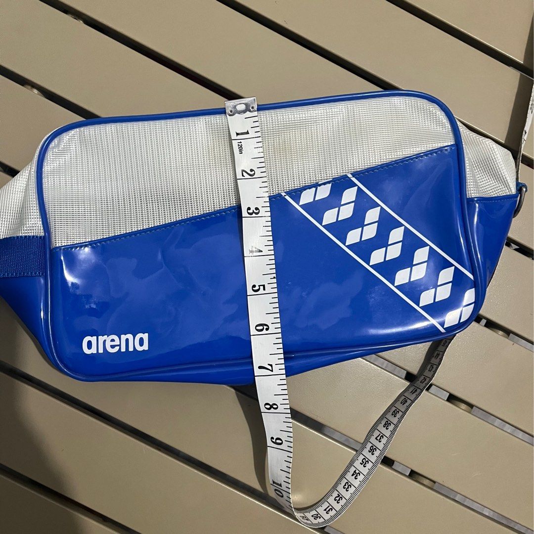 Arena Swim Gear Bag (Category: Beach Bags) located in Panabo. Submitted by munch.ph (Listing ID 1464471969, Image 3). Description: Arena Swim Gear Bag Used but in good condition, no issues. Perfect for swimming gear, goggles, cap, and other essentials. Available in Pink & Blue 380 each.