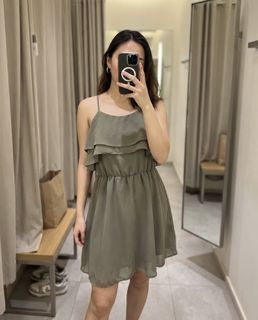 (Category: ) located in . Submitted by kimbeegals (Listing ID 1464369202, Image 1). Description: .