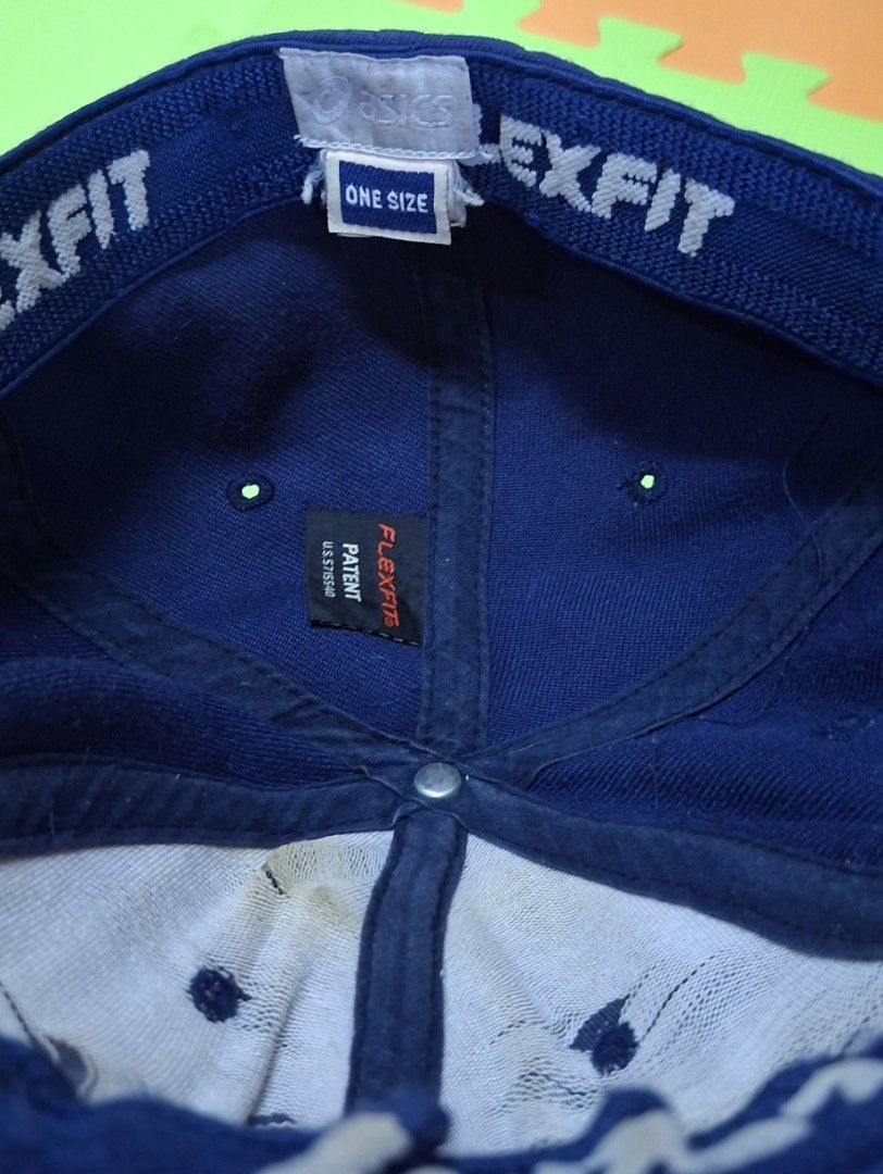 Asics Flexfit Baseball Cap Blue One Size (Category: Caps & Hats) located in Manila. Submitted by declutrredgoods (Listing ID 1464390057, Image 3). Description: - Blue Asics baseball cap - Flexfit technology for a comfortable, one-size-fits-most design - Features embroidered Asics logo on both front and back - Ideal for sports activities or everyday casual wear.