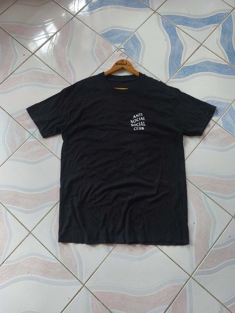 ASSC Shirt (Category: Tshirts & Polo Shirts ) located in Manila. Submitted by cookthrift (Listing ID 1464373669, Image 2). Description: 23/30 dimes excellent no issue .