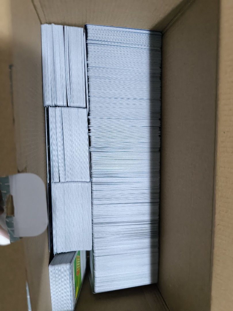 Assorted characters (Category: Raw Cards) located in Singapore. Submitted by lerk.liao (Listing ID 1464401034, Image 1). Description: Selling Pokémon TCG janks, English version, total 1500+ cards Welcome to offer, negotiable, thanks.