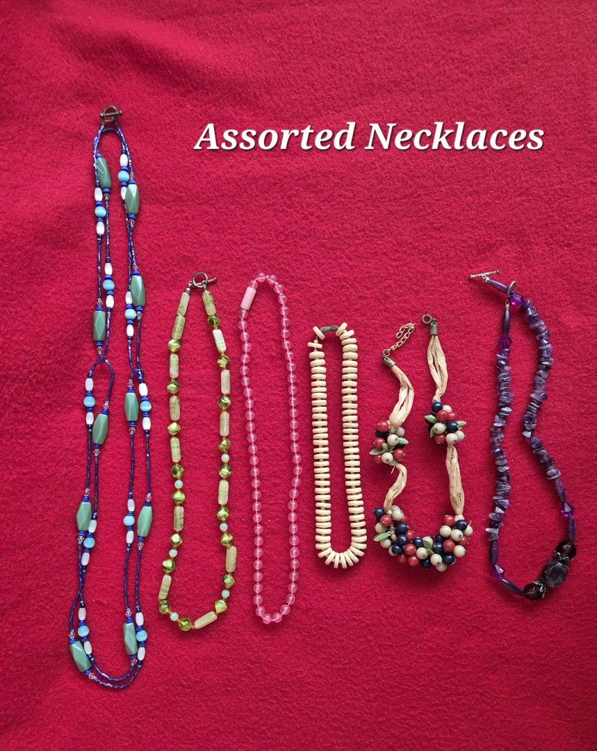 Assorted Fashion Jewelry (Category: Body Jewelry) located in Makati City. Submitted by maydeleo1 (Listing ID 1464401333, Image 1). Description: Assorted Beaded Fashion Jewelry Pre-loved ⭐️Beaded Jewelry Sets - Php130/set or Php400 for all 4 sets ⭐️Assorted Necklaces - Php60 to Php100each or take all 6 necklaces for Php300 ⭐️Assorted Bracelets - Php50 to Php80each or Take all 4 bracelets for Php180 ✨️Bundle price for all fashion jewelry Php800✨️ R