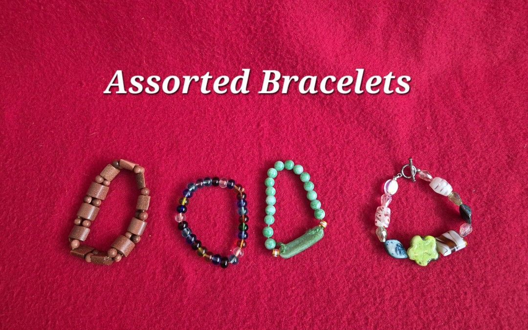 Assorted Fashion Jewelry (Category: Body Jewelry) located in Makati City. Submitted by maydeleo1 (Listing ID 1464401333, Image 3). Description: Assorted Beaded Fashion Jewelry Pre-loved ⭐️Beaded Jewelry Sets - Php130/set or Php400 for all 4 sets ⭐️Assorted Necklaces - Php60 to Php100each or take all 6 necklaces for Php300 ⭐️Assorted Bracelets - Php50 to Php80each or Take all 4 bracelets for Php180 ✨️Bundle price for all fashion jewelry Php800✨️ R