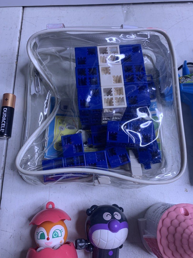Assorted Kids Toys 2 (Category: Kids Toys) located in Carmona. Submitted by bihira (Listing ID 1464398258, Image 2). Description: Assorted Kids Toys 2 - WYSIWYG - As is / set.