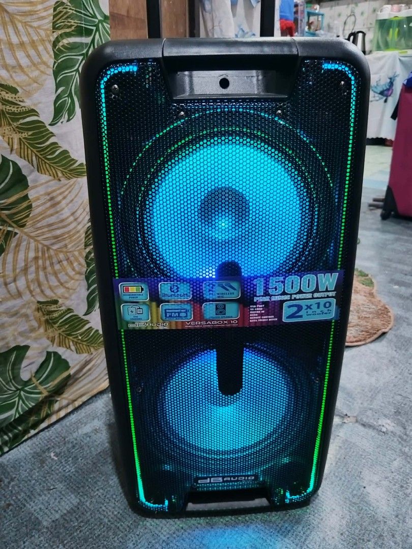 Astron DB Audio Versabox 10 Portable Speaker (Category: Soundbars, Speakers & Amplifiers) located in Manila. Submitted by jean08.723 (Listing ID 1464511430, Image 1). Description: For sale Astron DB Audio Versabox 10 Portable Speaker Including USB Port Remote Control 2 Wireless Mic Rechargeable Bluetooth FM Radio Location Manila For pickup only Pm me if you're interested thanks.