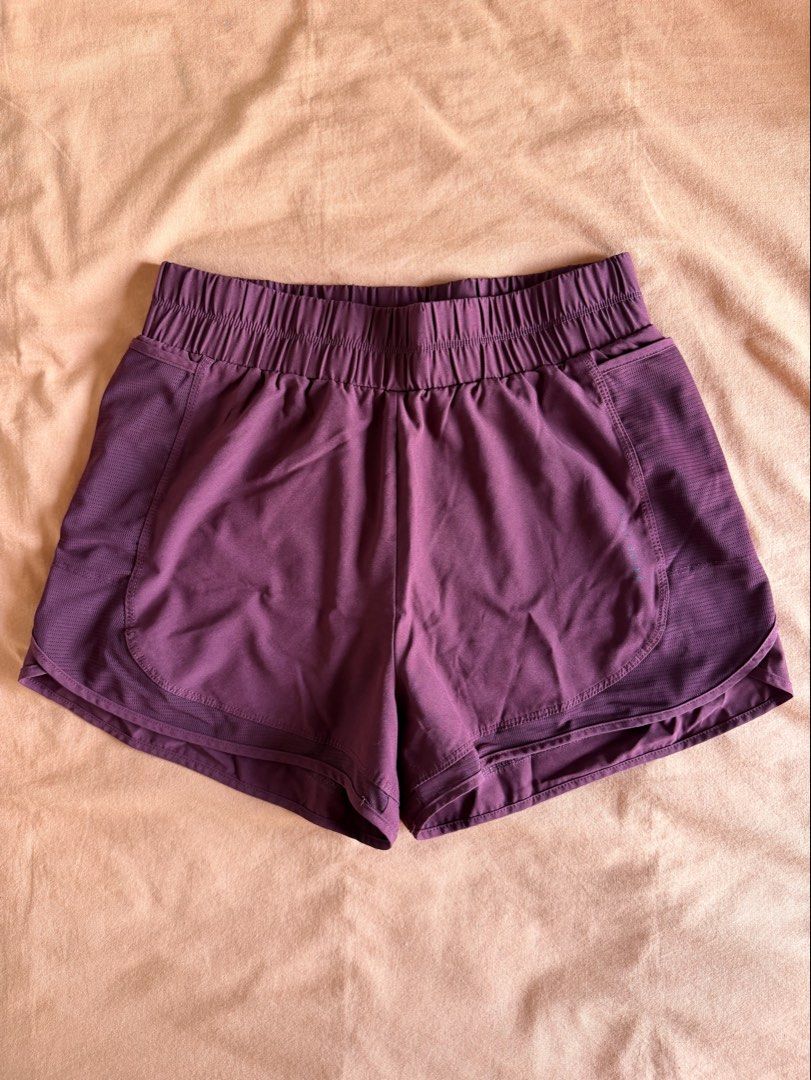 Athletic Shorts - Burgundy & Black (Category: Activewear) located in Manila. Submitted by pvreal (Listing ID 1464447977, Image 1). Description: - Comfy athletic shorts for workouts - Stretchy waistband for a secure fit - Mesh paneling on sides for enhanced breathability - Ideal for running, gym sessions, and other activities - Available colors: Burgundy and Black.
