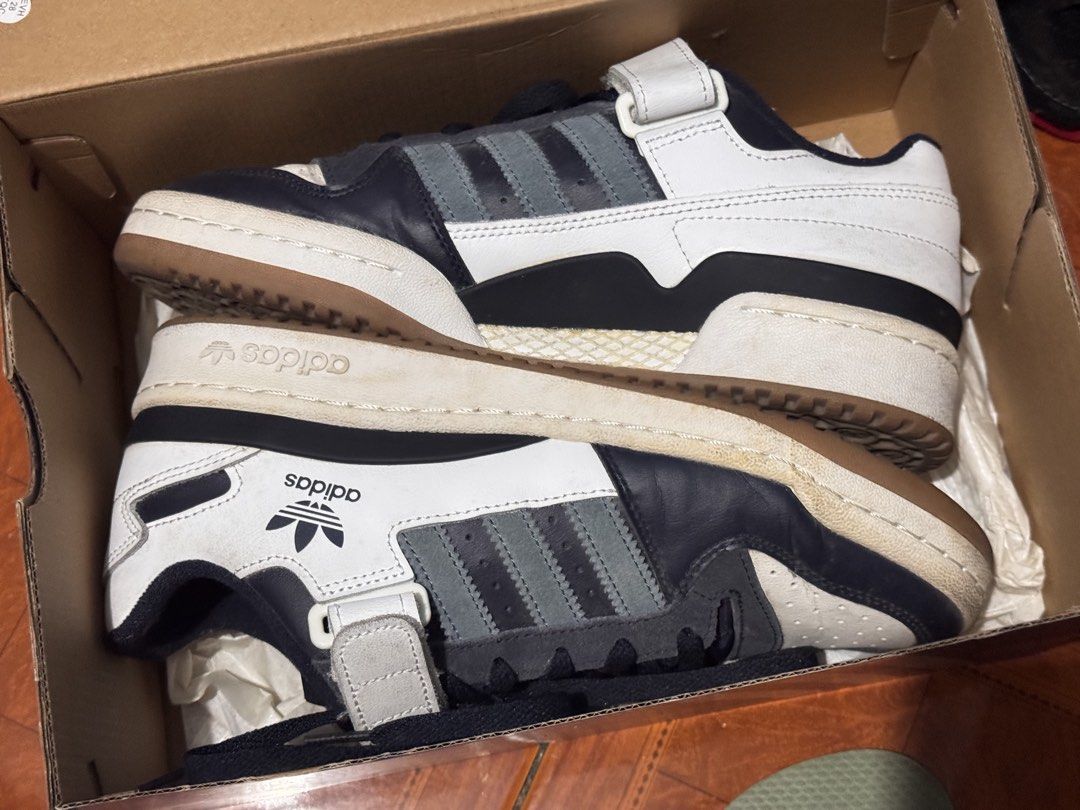 Authentic Adidas Forum Low / LEGINK/WONSTE (Category: Casual Shoes) located in Pasig City. Submitted by sdpii (Listing ID 1464482953, Image 2). Description: - Authentic adidas forum low - with original box - RFS: di nagagamit ng partner ko kasama sa mga collection - With free shoe case (plastic) - Reasonable offers are welcome! - Meet up in megamall or pick up in Manila with your choice of courier.