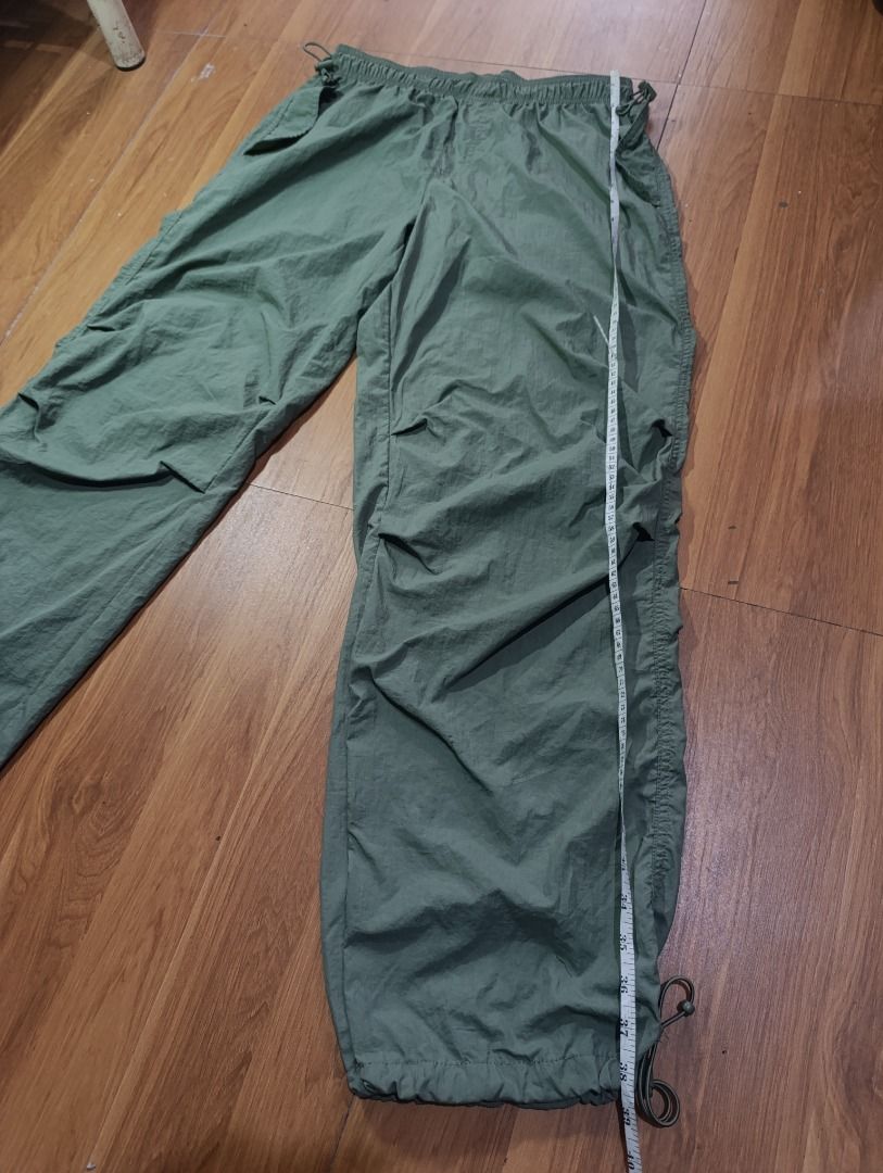 Authentic Ardene Woven Pants (Category: Other Bottoms) located in Bulacan. Submitted by koritoo (Listing ID 1464428657, Image 3). Description: Authentic Ardene Woven Pants Adjustable hem and waist Good as new no issue Complete tags/ Wash tags Size S Dimensions: 25-28 Width 38.5 Length 5-9 Hem Color rate: 10/10.