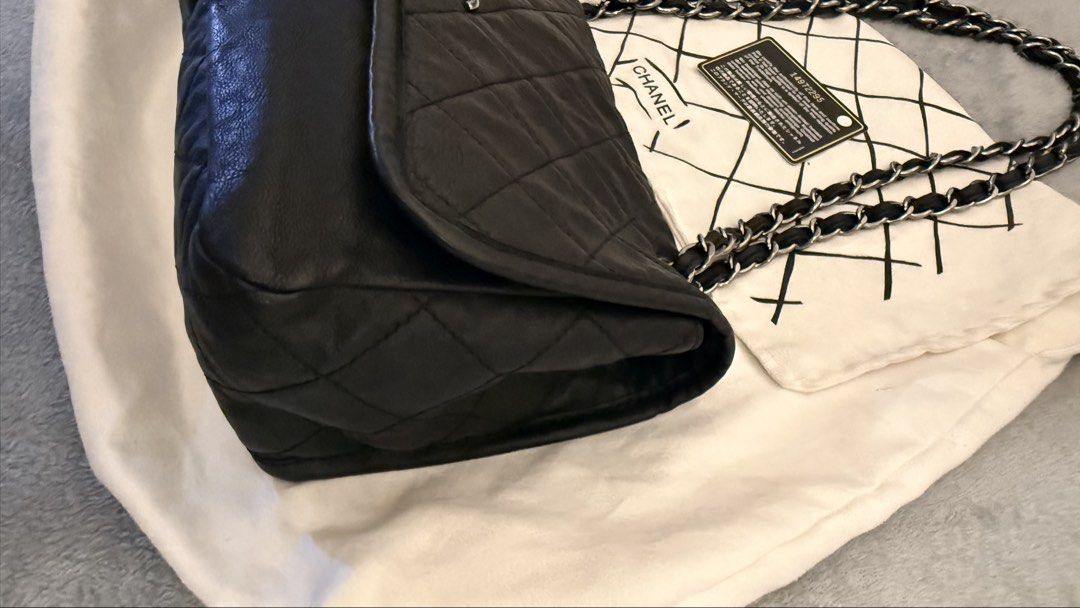 Authentic Chanel soft double pocket (Category: Luxury Bags & Wallets) located in Angeles City. Submitted by luxuresbagsandaccessories (Listing ID 1464492131, Image 3). Description: Authentic Chanel double pocket With authenticity card Dustbag Holo intact Legit grails authenticity Guaranteed authentic Open for meet up .