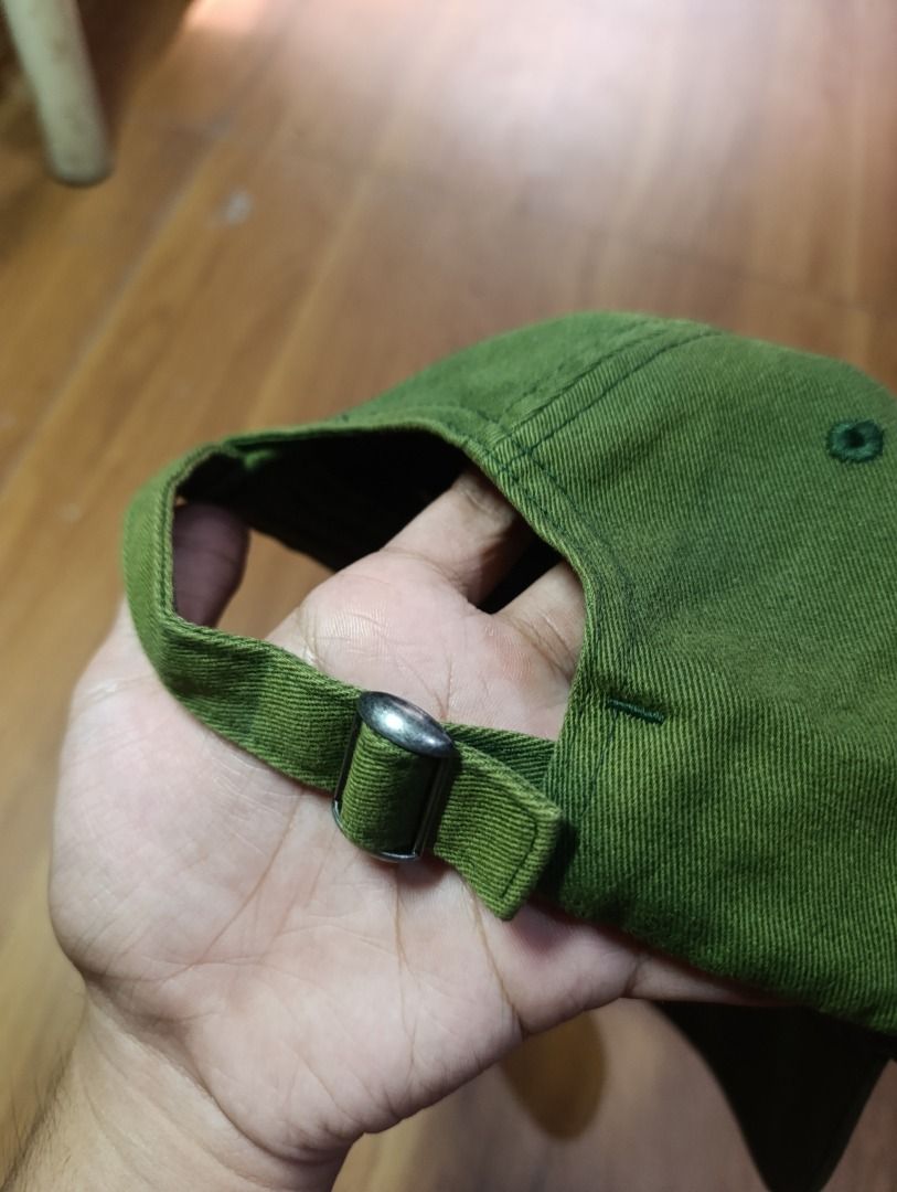 Authentic HeadShots Hard Feelings Cap (Category: Caps & Hats) located in Bulacan. Submitted by koritoo (Listing ID 1464437403, Image 3). Description: Authentic HeadShots Hard Feelings Cap by KC CAPS one size fits most Good as new no issue .