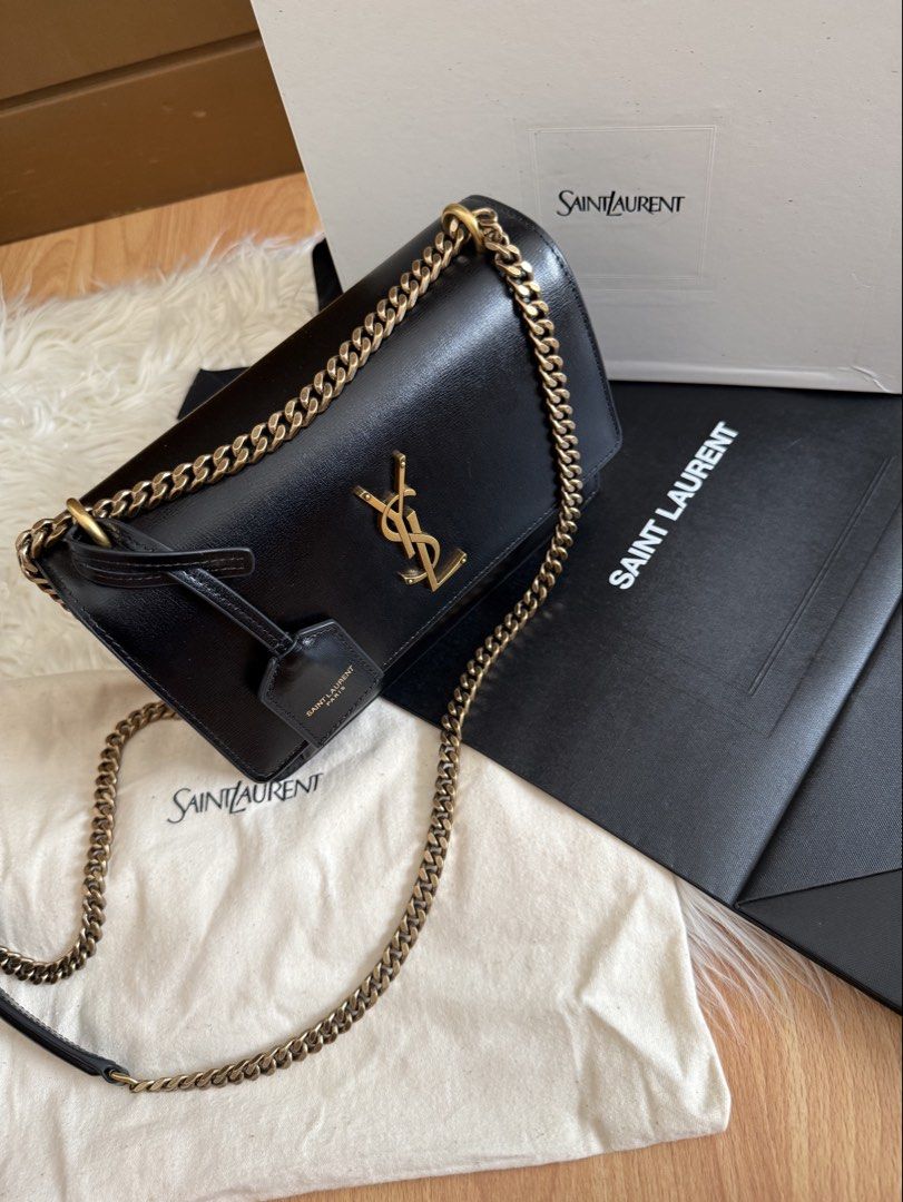 Authentic YSL Sunset Medium (Category: Luxury Bags & Wallets) located in Davao. Submitted by hoardshopdavao (Listing ID 1464362918, Image 2). Description: Guaranteed authentic! Got this Pasabuy from Europe. comes with box, dustbag and paperbag ONLY. No other inclusions that’s why selling low. Good as new condition .