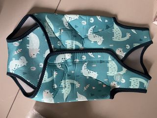 (Category: ) located in . Submitted by thriftingmode1 (Listing ID 1464469943, Image 1). Description: .