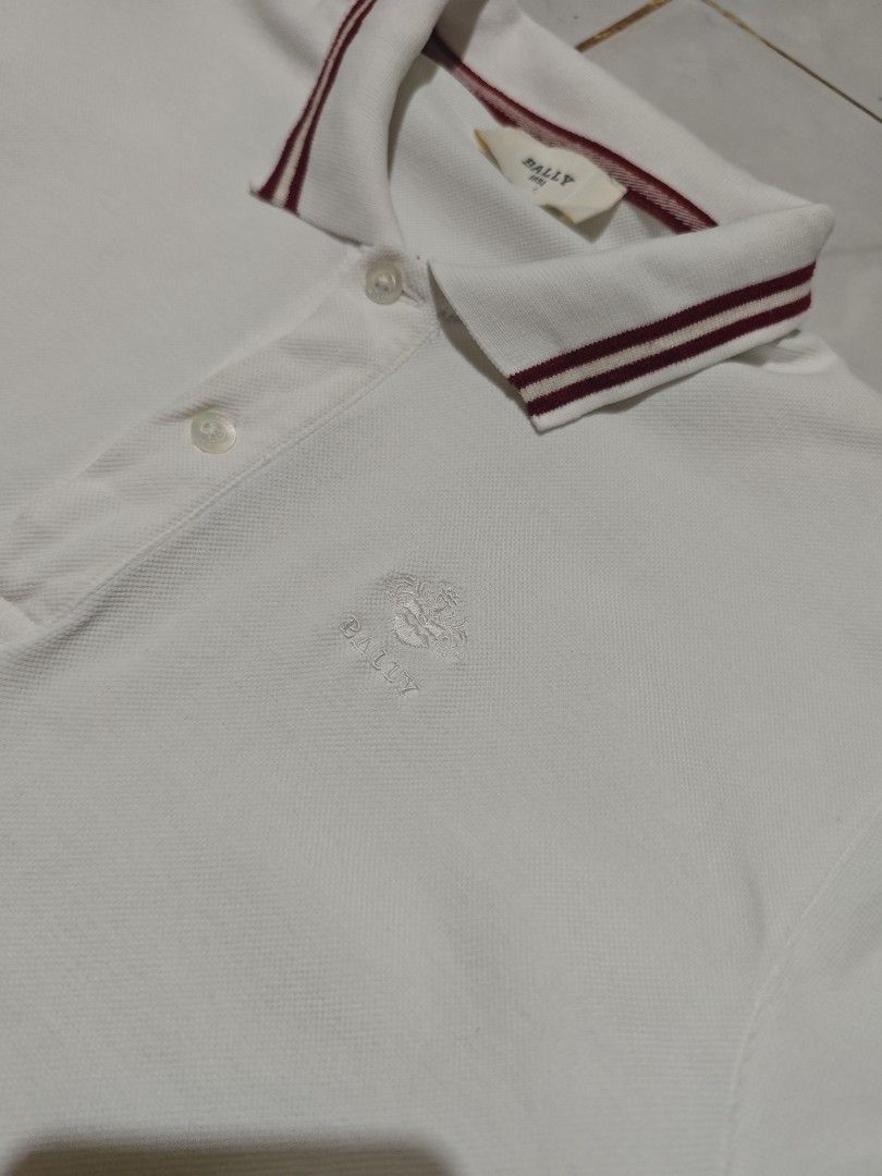 Bally poloshirt (Category: Tshirts & Polo Shirts ) located in Binalbagan. Submitted by Kristoffer_Arguelles (Listing ID 1464375647, Image 3). Description: good as brand new 10/10 no issues even collar med 20x27 dimension authentic .