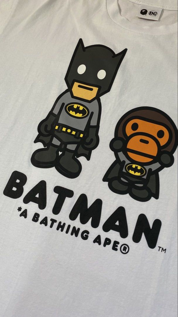 Bape x Batman (DC Comics) (Category: Tshirts & Polo Shirts ) located in Quezon. Submitted by bapestaa (Listing ID 1464392371, Image 2). Description: (Details) • Bape x Batman • Dimes: 22x28.5 • Color Rate: 9.2 • Issue/s: Check detailed pictures Quezon Province, 4301..