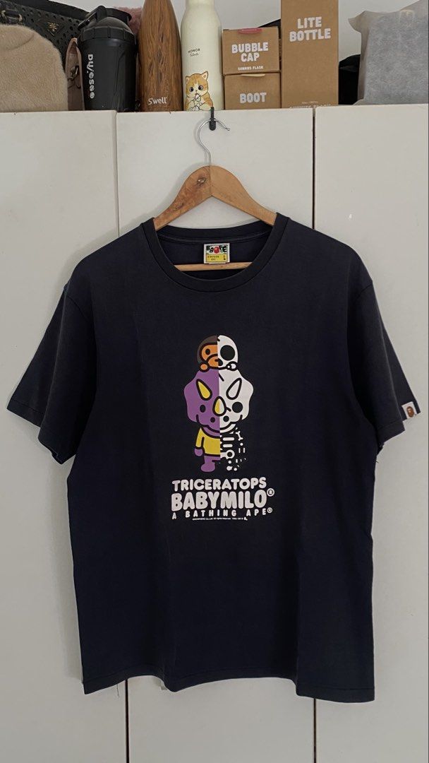 Bape x Triceratops (Category: Tshirts & Polo Shirts ) located in Quezon. Submitted by bapestaa (Listing ID 1464488625, Image 1). Description: (Details) • Bape x Triceratops • Size: Large on tag • Color Rate: 9 • Issue/s: Sign of usage • Direct message for other pics Quezon Province, 4301..