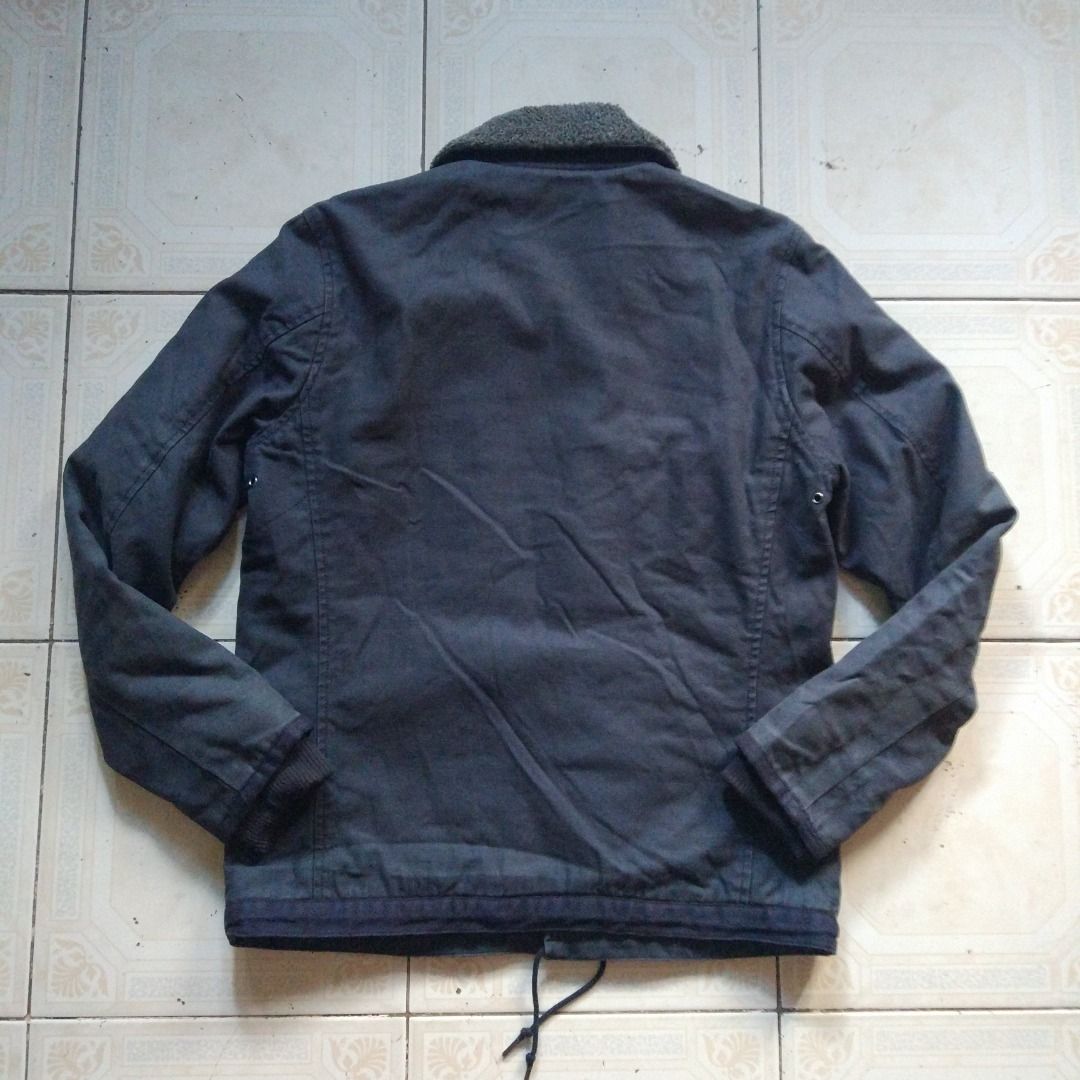 Beams N-1 Deck Jacket S (Category: Coats, Jackets and Outerwear) located in Pasay City. Submitted by denimdude.ph (Listing ID 1464439405, Image 2). Description: .