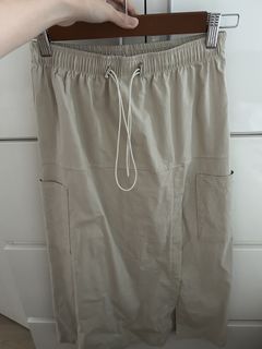（分類：）位於 。 由 chafabeaut16534 提交（商品編號 1464404329，圖片 1）。簡介： 。