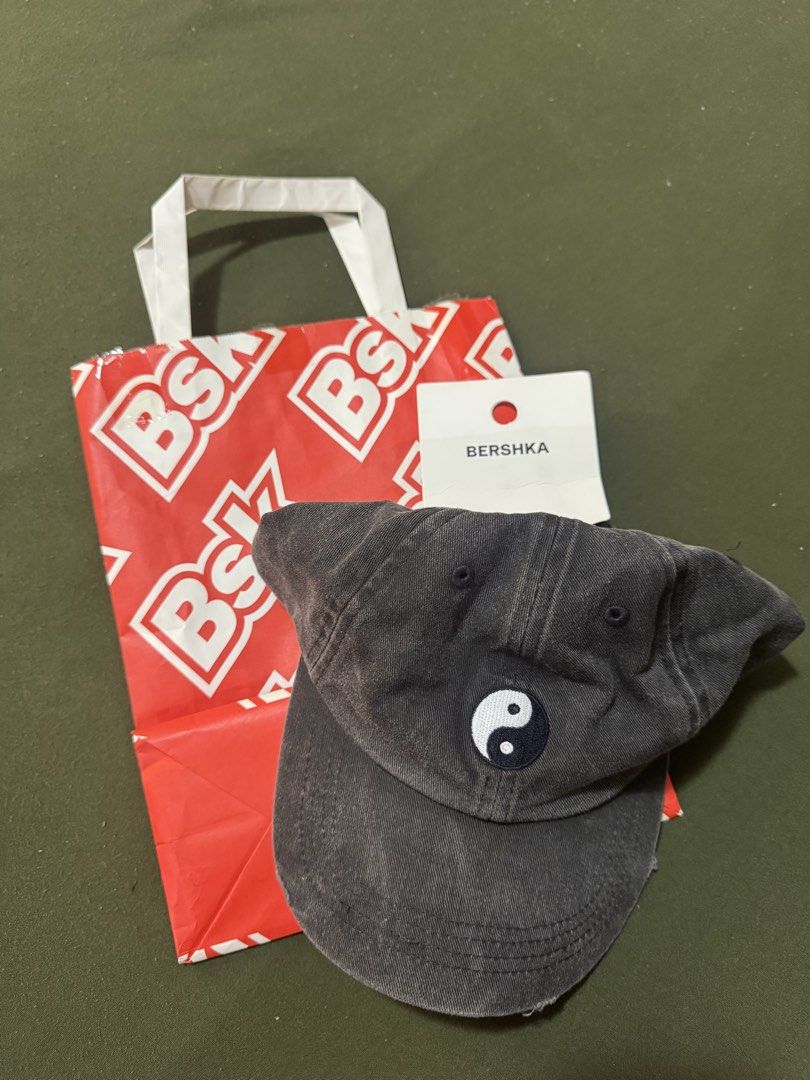 Bershka Cap with Yin Yang Logo (Category: Caps & Hats) located in Quezon City. Submitted by got12345 (Listing ID 1464426487, Image 1). Description: Bershka cap One size fits all Distressed look Yin&Yang logo Bnew with tags and paperbag.