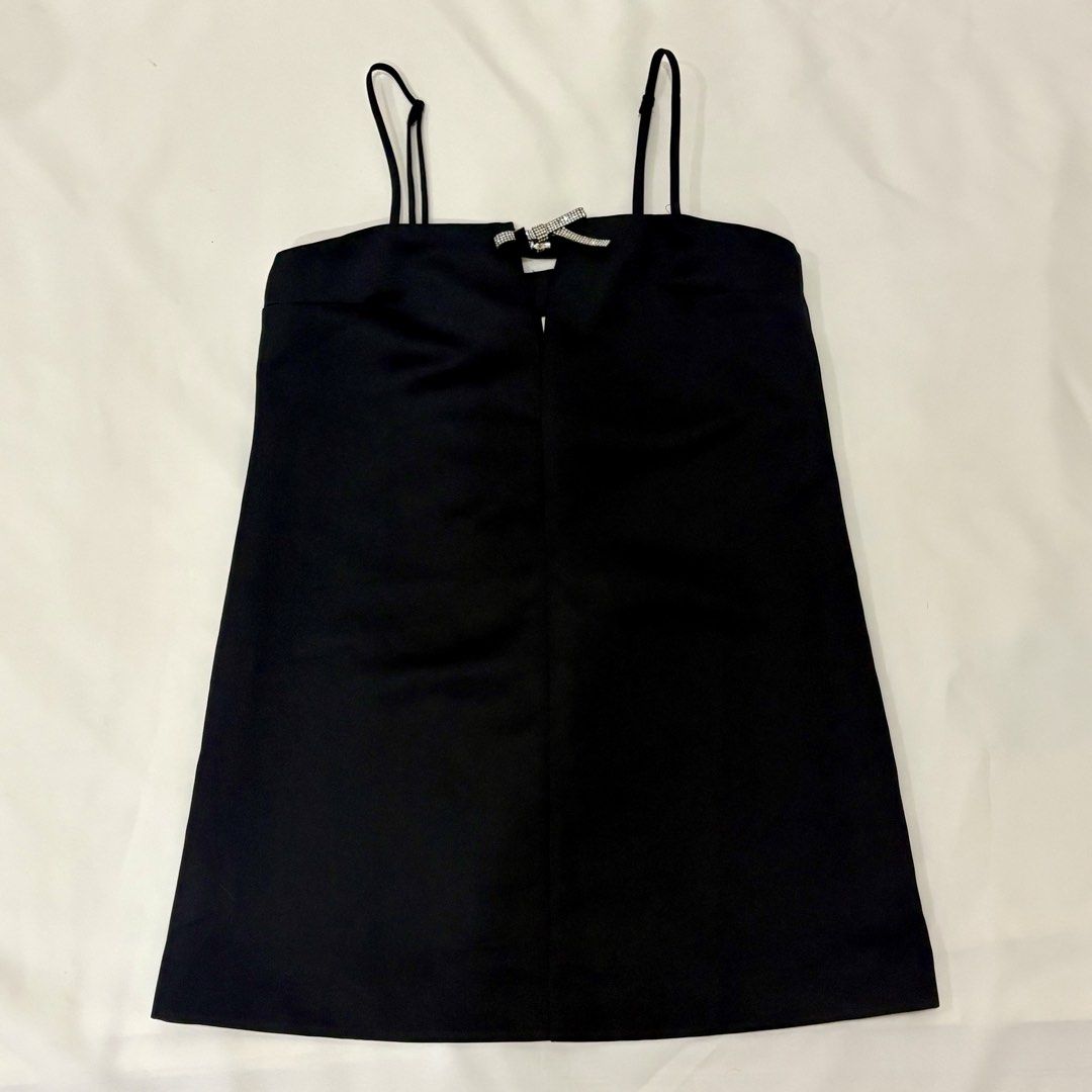 Black Bow Dress (Category: Dresses) located in Manila. Submitted by lucky_pretty_girl (Listing ID 1464566718, Image 2). Description: .