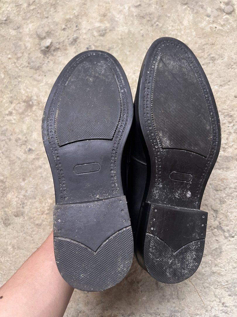 Black Casual Shoes (Category: Casual Shoes) located in Baguio. Submitted by kaizencc (Listing ID 1464442073, Image 3). Description: .