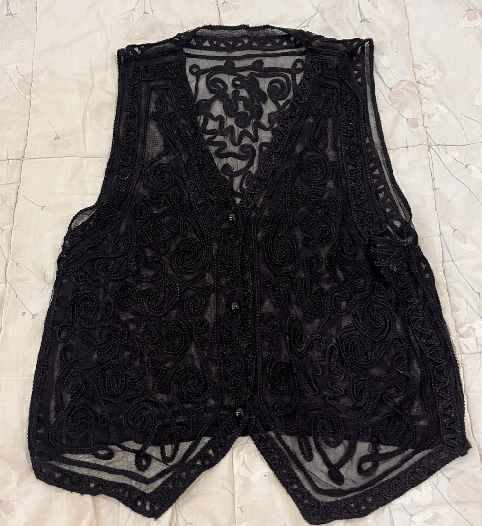 Black Vest with Intricate Details (Category: Sleeveless) located in Cebu City. Submitted by just_agirl_rabbit (Listing ID 1464443977, Image 1). Description: 🌷feel free to message me for more details! → Black Vest with Intricate Details, fits S-M → actual pictures by me posted; colors may vary due to lighting → mod: Lalamove,J&T → mop: Gcash, Bank .