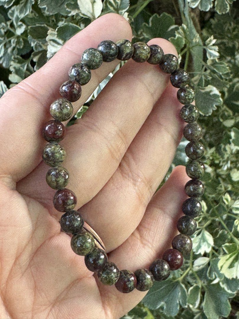 BLOODSTONE BRACELET 🍉 B1_JC039 (Category: Bracelets) located in Bulacan. Submitted by selling_low_by_bella_ben (Listing ID 1464379603, Image 2). Description: BLOODSTONE 🍉 B1_JC039 🏷️ 100 each (5 pcs avail) 6+ mm beads, 16 cm wrist.
