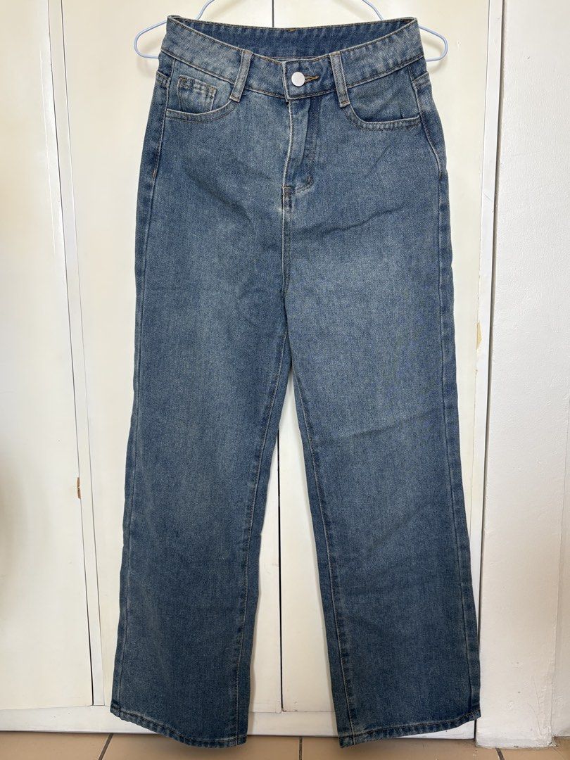 Blue Denim Wide Leg Jeans (Category: Jeans) located in Marikina City. Submitted by senandash (Listing ID 1464454078, Image 1). Description: Brandnew, bought in Shein last year (RFS: too small) 25”-26” - Classic blue denim jeans - High-waisted fit - Trendy wide leg silhouette - Button and zip front closure - Two front and two back pockets - Super versatile for casual or dressed-up styles - Effortless to pair with any top.