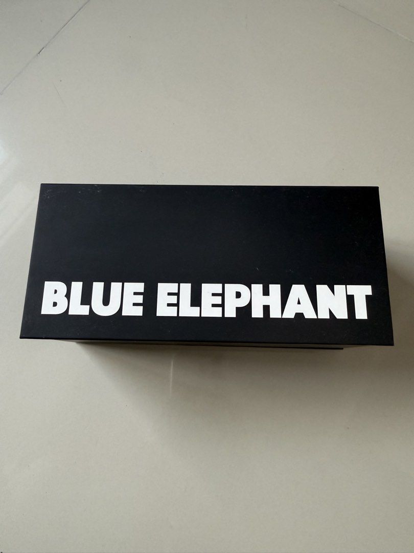 BLUE ELEPHANT NORA BLACK Sunglasses (Category: Sunglasses & Eyewear) located in Taguig. Submitted by marikinaa (Listing ID 1464501936, Image 2). Description: - Authentic BLUE ELEPHANT NORA BLACK sunglasses - Purchased from Hongdae flagship store - Comes with original box, case, and store map - Price is final.