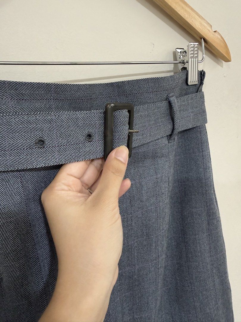 Blue Gray Long Skirt With belt (Category: Skirts) located in Manila. Submitted by morningthrifters (Listing ID 1464449545, Image 3). Description: Bluish-Grayish Long skirt With belt Can fits 26-27 waistline Good as new From Korea.