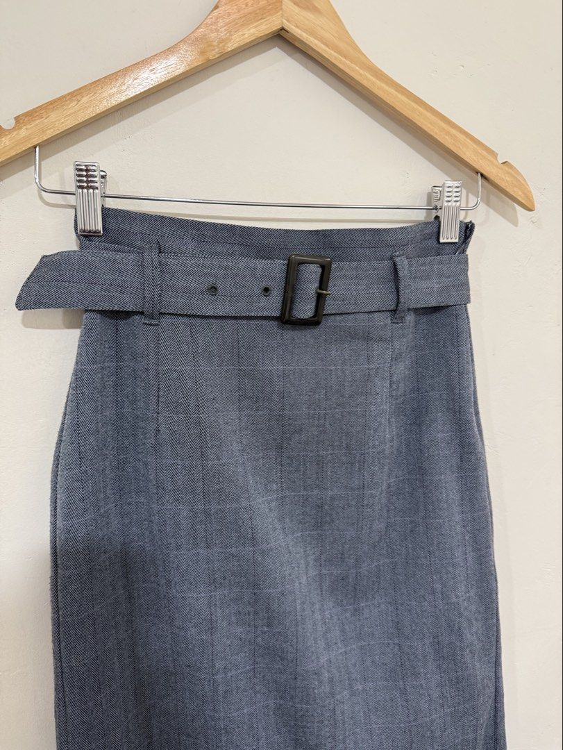 Blue Gray Long Skirt With belt (Category: Skirts) located in Manila. Submitted by morningthrifters (Listing ID 1464449545, Image 2). Description: Bluish-Grayish Long skirt With belt Can fits 26-27 waistline Good as new From Korea.